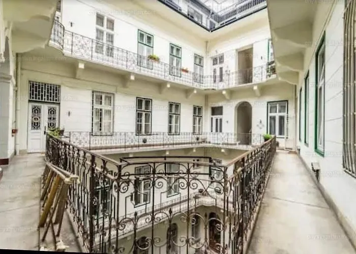 Erkel House I Grand I 2bthrm * Budapest
