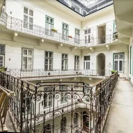 Erkel House I Grand I 2bthrm * Budapeşte