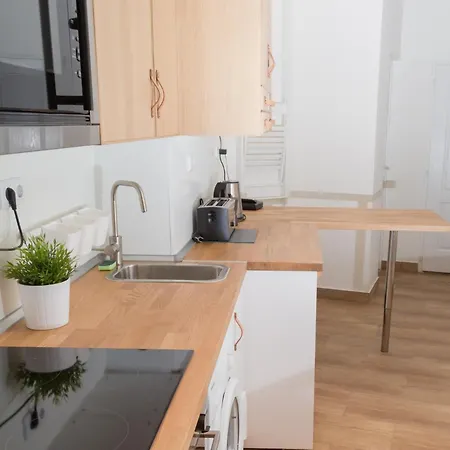 Erkel House I Grand I 2bthrm Budapeşte